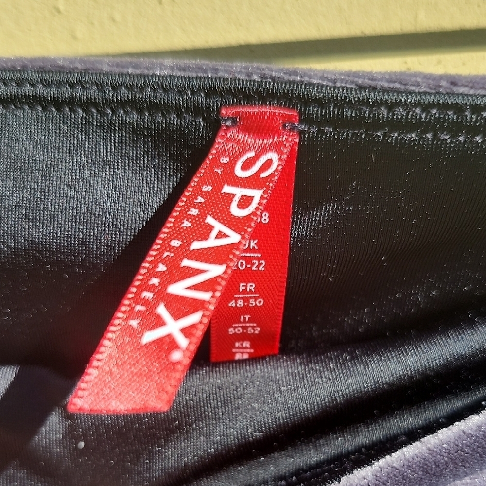 SPANX Grey Velvet Leggings - Picture 2 of 7